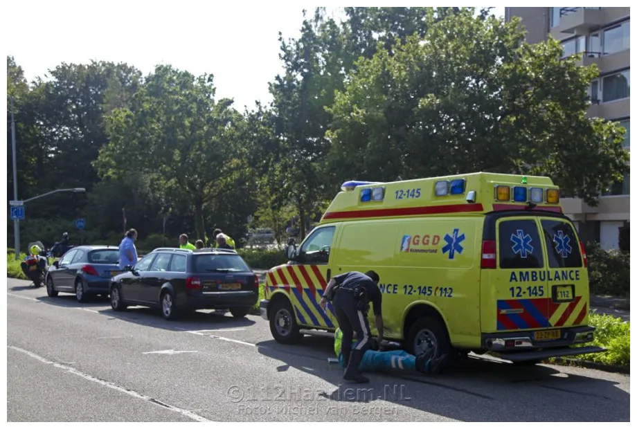 Twee ongevallen vlak achter elkaar op de wagenweg in haarlem