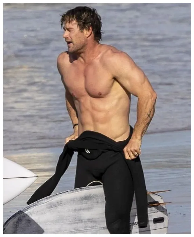 Pin by drew house on chris hemsworth chris hemsworth baby, chris