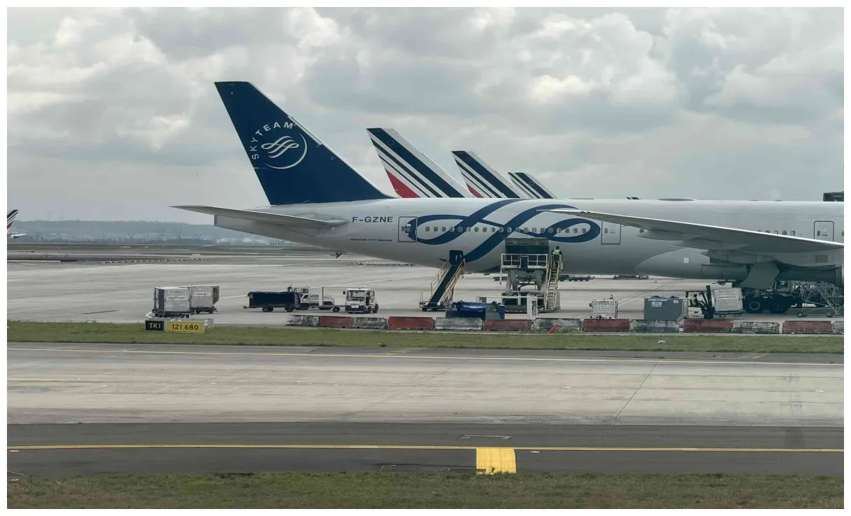 Air france also chooses elon musk's starlink connectivity we'll see