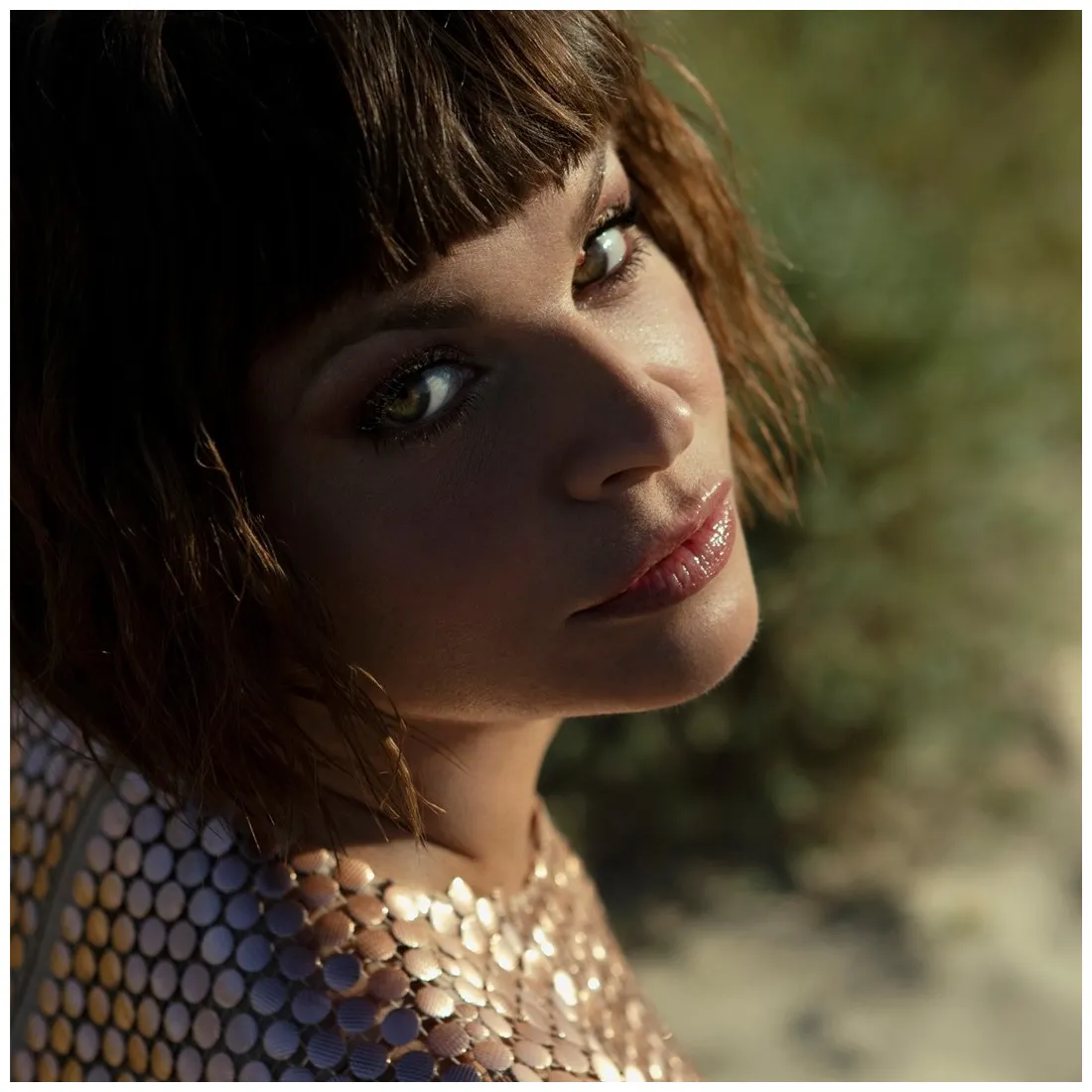 Alessandra Amoroso - Mezzo rotto lyrics