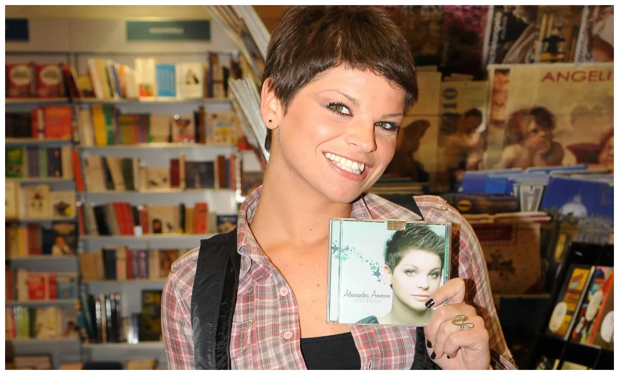 Alessandra Amoroso in concerto a Milano: “Viviamoci il nostro qui ed