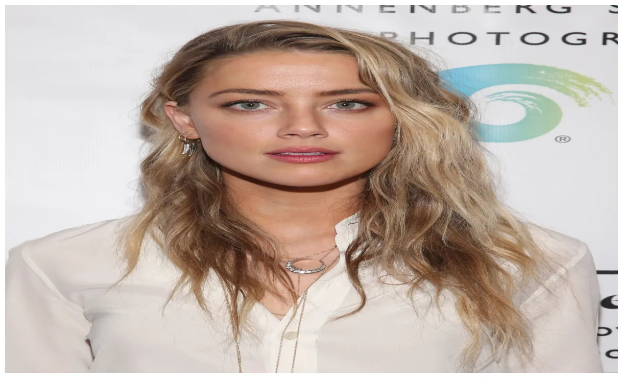 Amber Heard Style, Clothes, Outfits and Fashion • CelebMafia