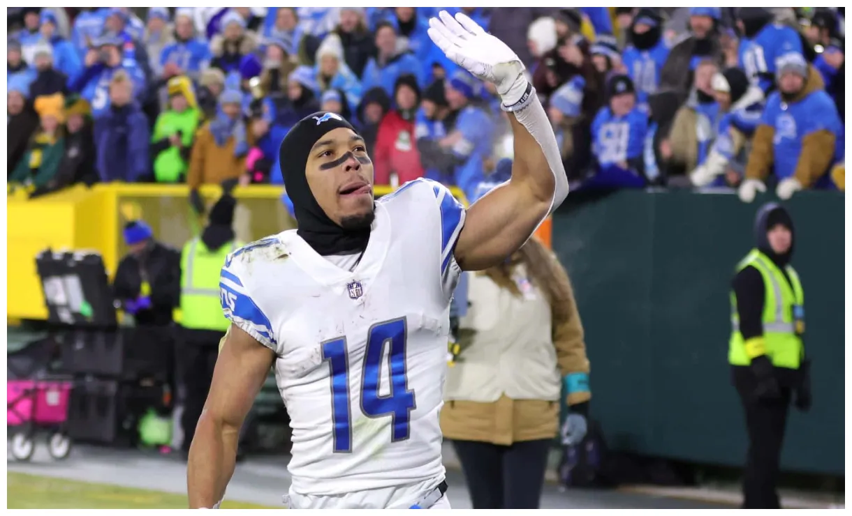 [100+] amon ra st brown s s