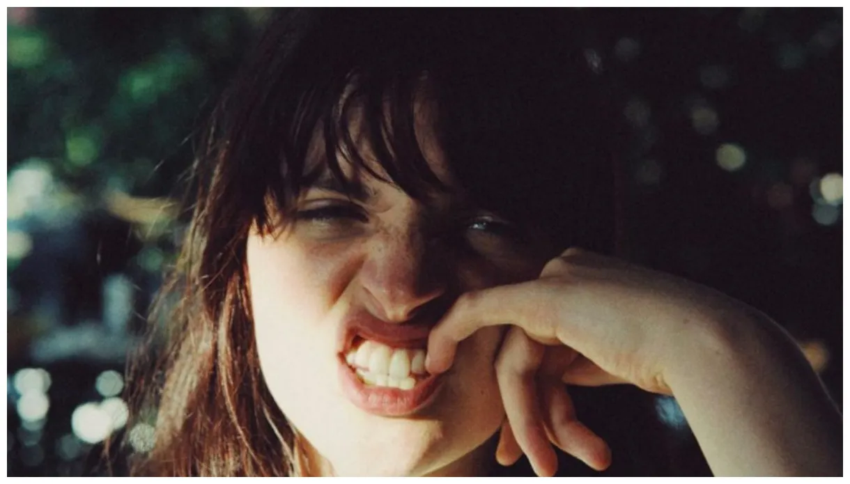 Angelica Bove: chi è la cantante che ha commosso Ambra