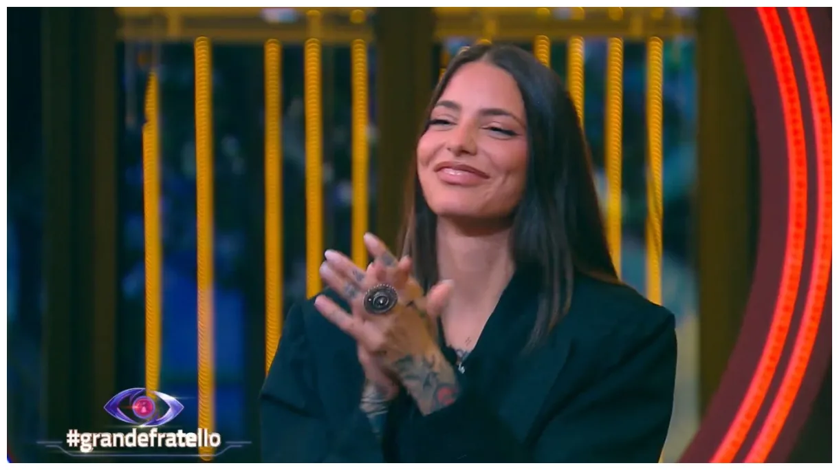 Grande fratello, lascia improvvisamente la casa il