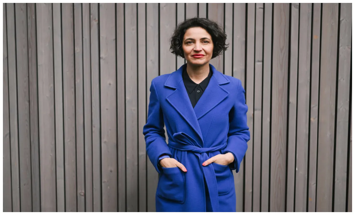 Download center portrait s , hateaid