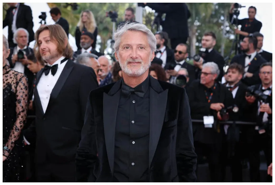 Antoine de Caunes charge Dorothée et dénonce une attitude "déloyale