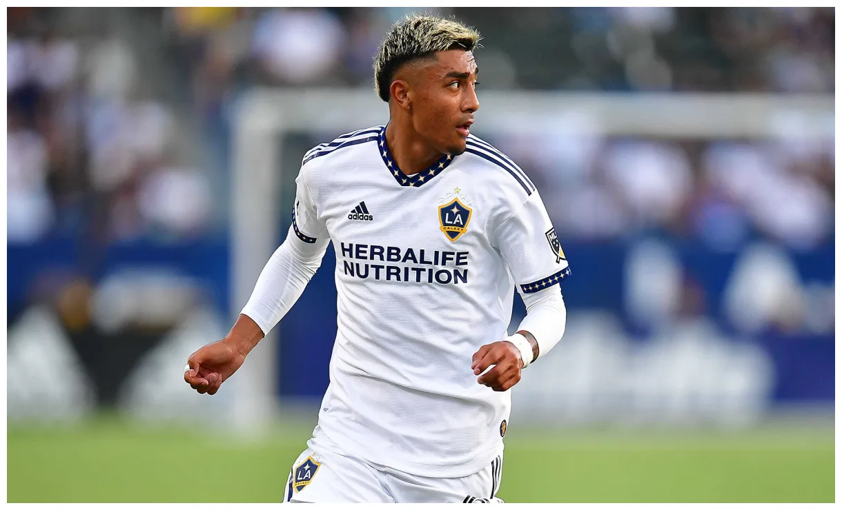 Fifa to reject barcelona move for julian football españa