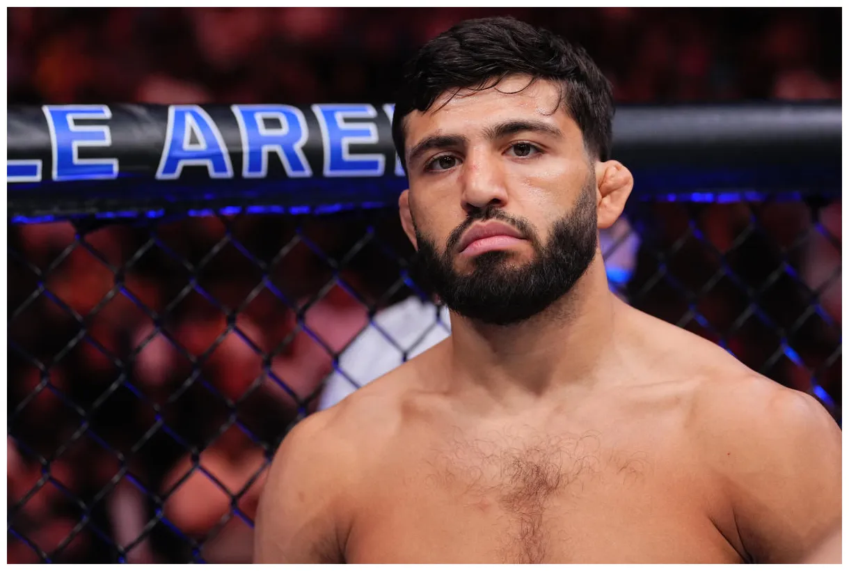 Arman Tsarukyan explains fan incident during UFC 300 entrance before