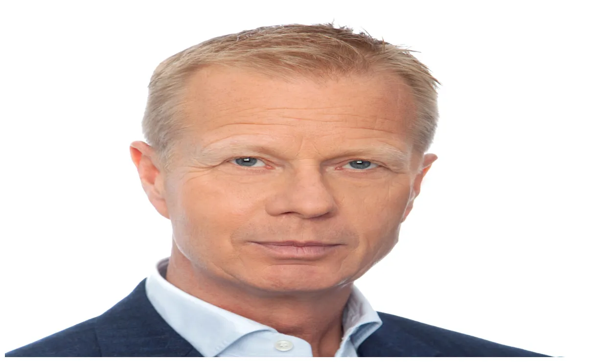 Arno Vermeulen - Over NOS