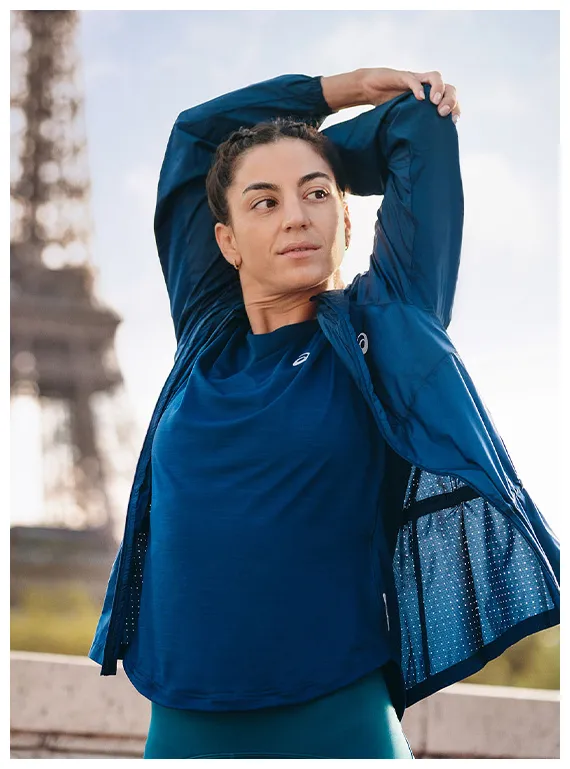 Official running shoes & clothing