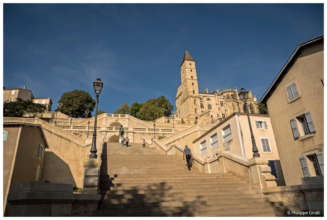 Towns, villages and bastides in guide du gers