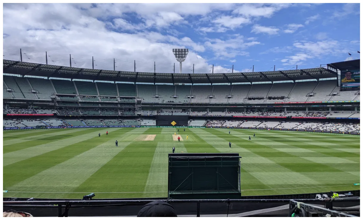 At the mcg r/cricket