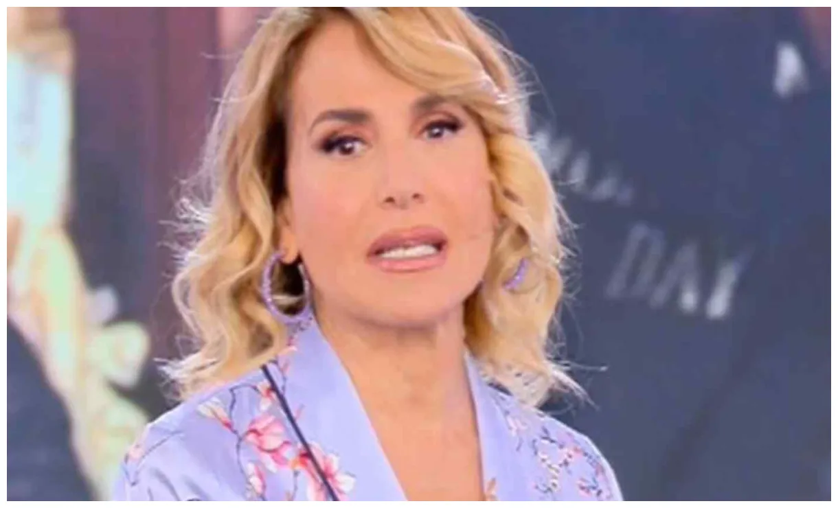 Barbara d’urso rompe il silenzio “lesiva per il mio onore e la mia