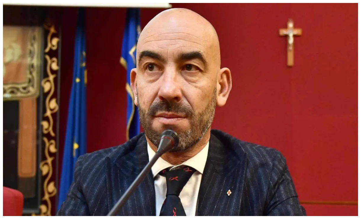 Bassetti: "Questa influenza fa paura", altro allarme dell'infettivologo