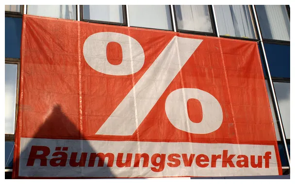 Räumungsverkauf Images – Browse 3,079 Stock Photos, Vectors, and Video