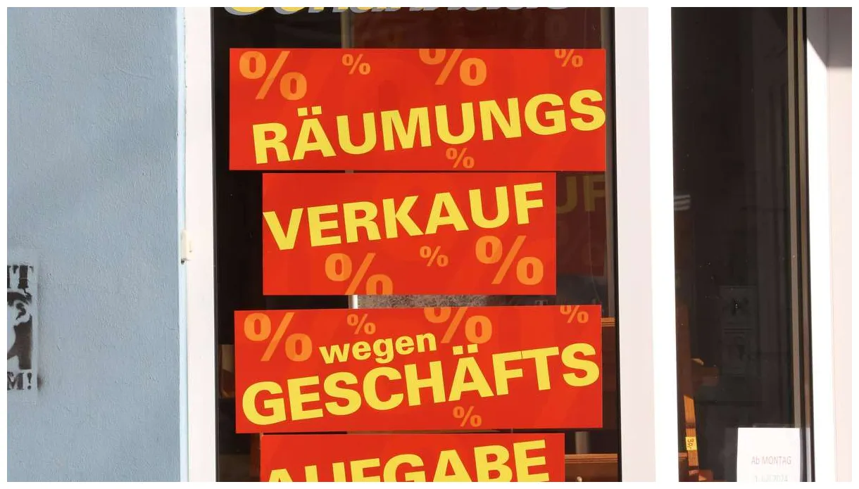Räumungsverkauf läuft in Baumarkt und Möbelhaus – Schließung aller Filialen