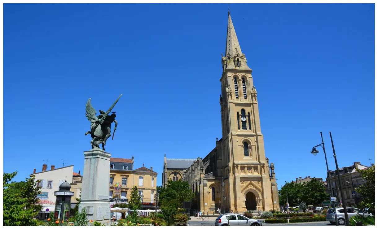 15 best things to do in , france [with suggested tours]