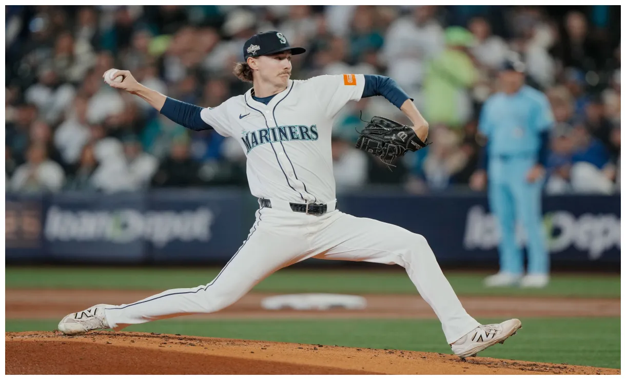 Mariners moose tracks, 10/31/25 bryce miller, josh naylor, and blake