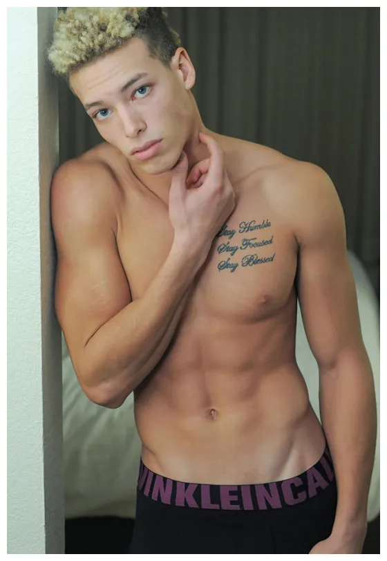 Hot Dudes – 26 August 2018 | Hot Guys