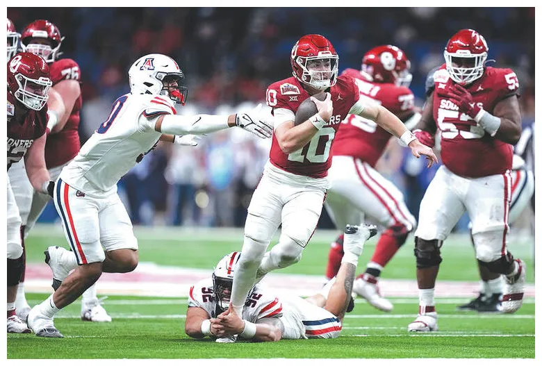 No. 14 arizona forces 6 turnovers in 38-24 comeback win over no. 12