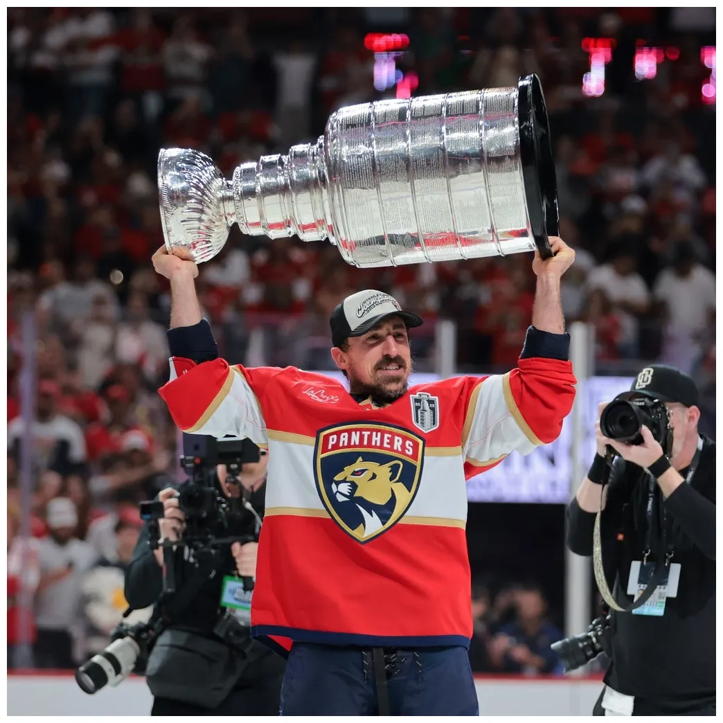 Inks deal to stay with panthers vendetta sports media