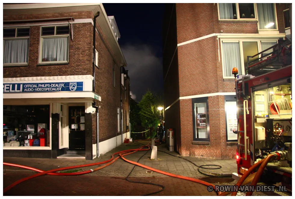 Woning in Alphen aan den Rijn door brand verwoest « Rowin van Diest