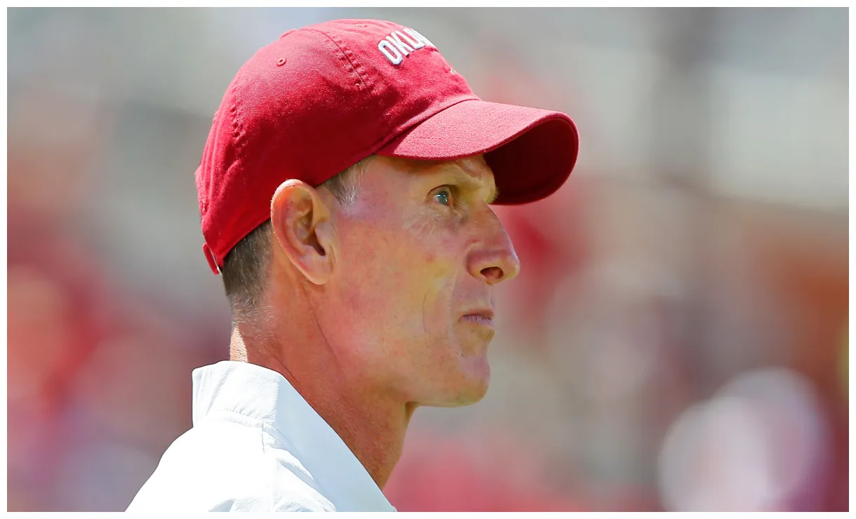 Announces wife, julie, has breast cancer