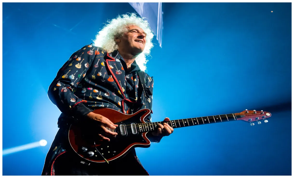 Names his current favourite guitarist who plays “beyond belief”