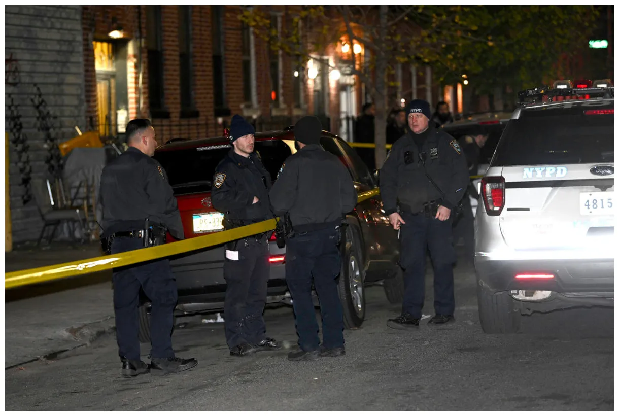 At apartment building leaves man dead cops amnewyork