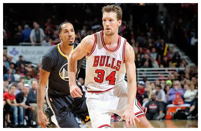 Photo Gallery: Bulls vs. Warriors (12.6.14) Photo Gallery | NBA.com