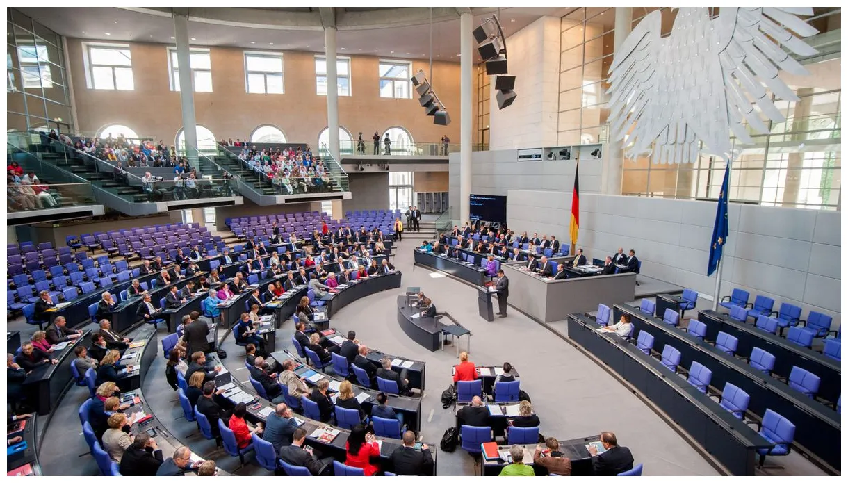 Rentenpaket: Große Mehrheit fürs Rentenpaket - DER SPIEGEL