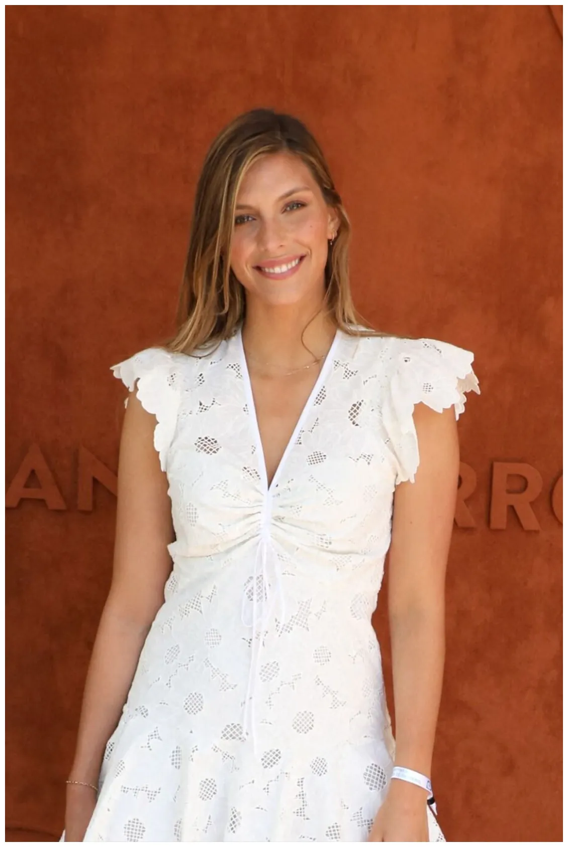 En robe blanche tendance été 2021 fashion, dress, white