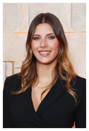 Biography, height & life story super stars bio