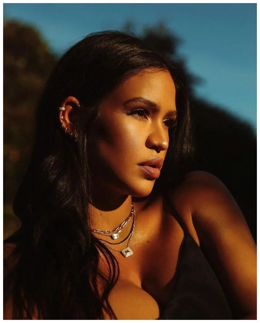 Biography, height & life story super stars bio