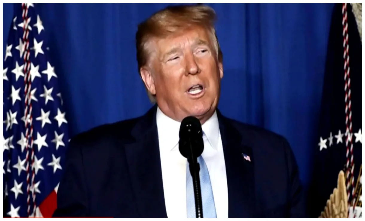 Watch CBS Evening News: Trump expected to surrender Tuesday in New York