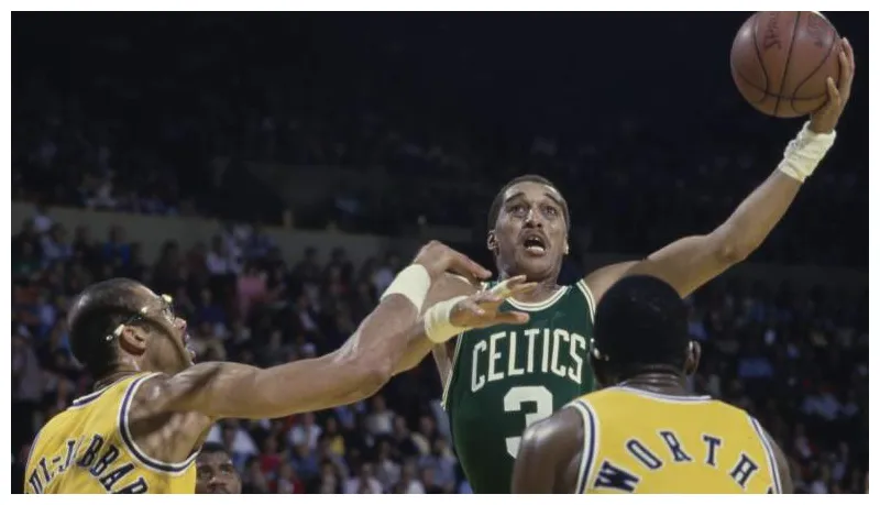 Former celtics star, lakers celebrity fan talk heated '80s rivalry