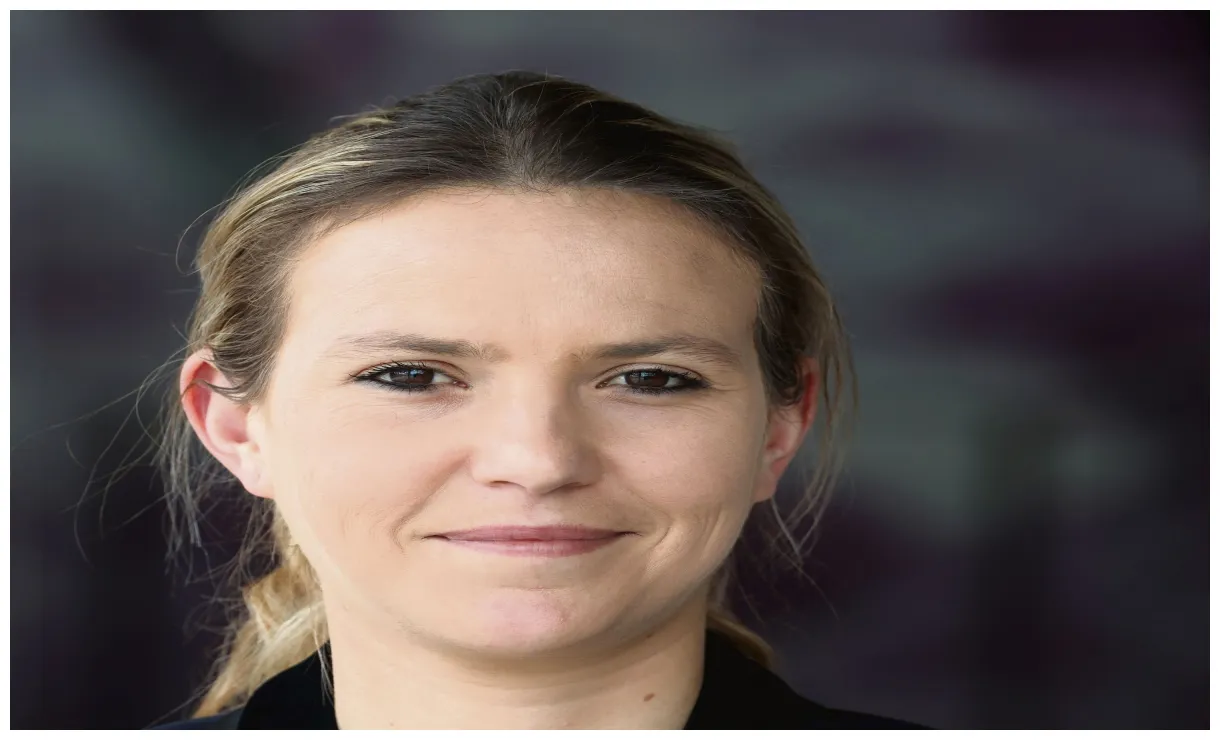 Chloé Morin : Le glaive et la rose