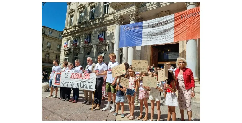 Avignon. ils se mobilisent pour , le journaliste