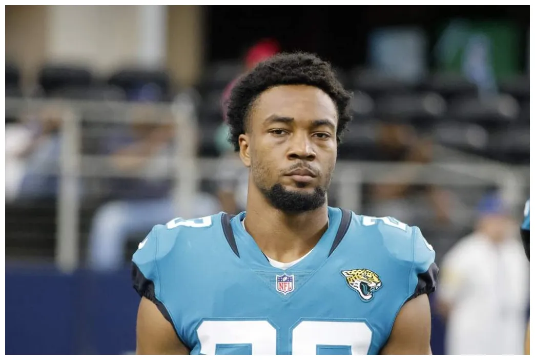 Age, family, wikipedia -net worth, birt ay, height, wife