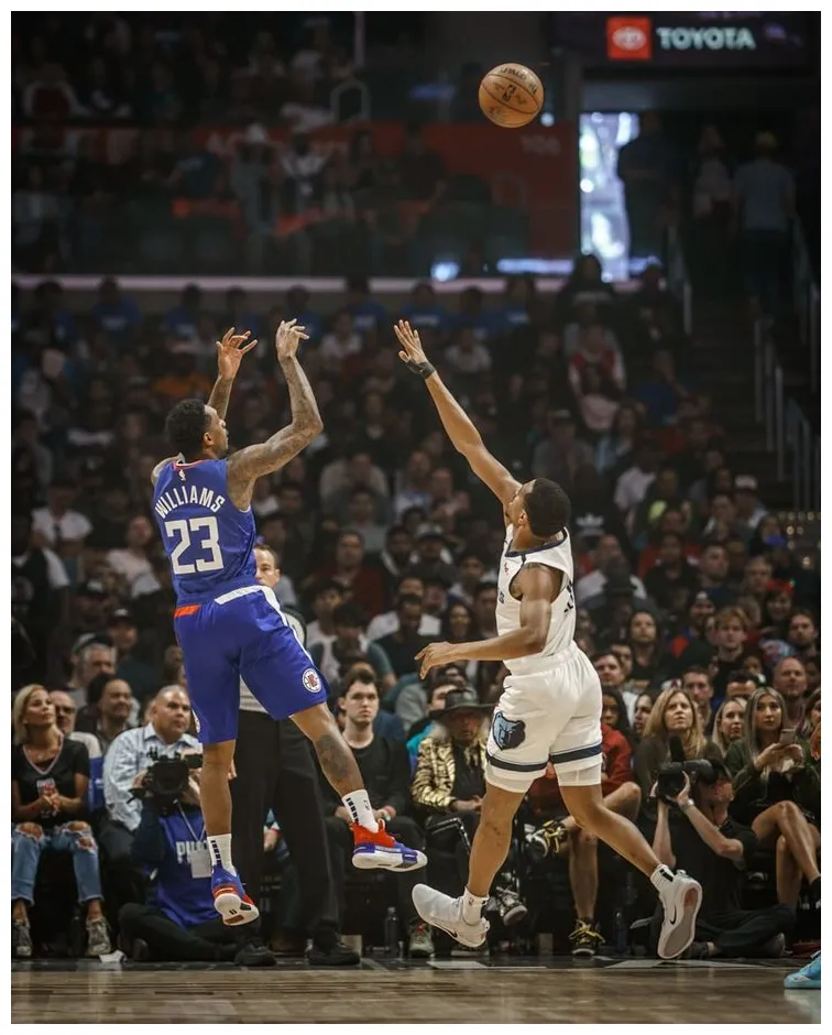 Exciting Clippers vs. Grizzlies Game