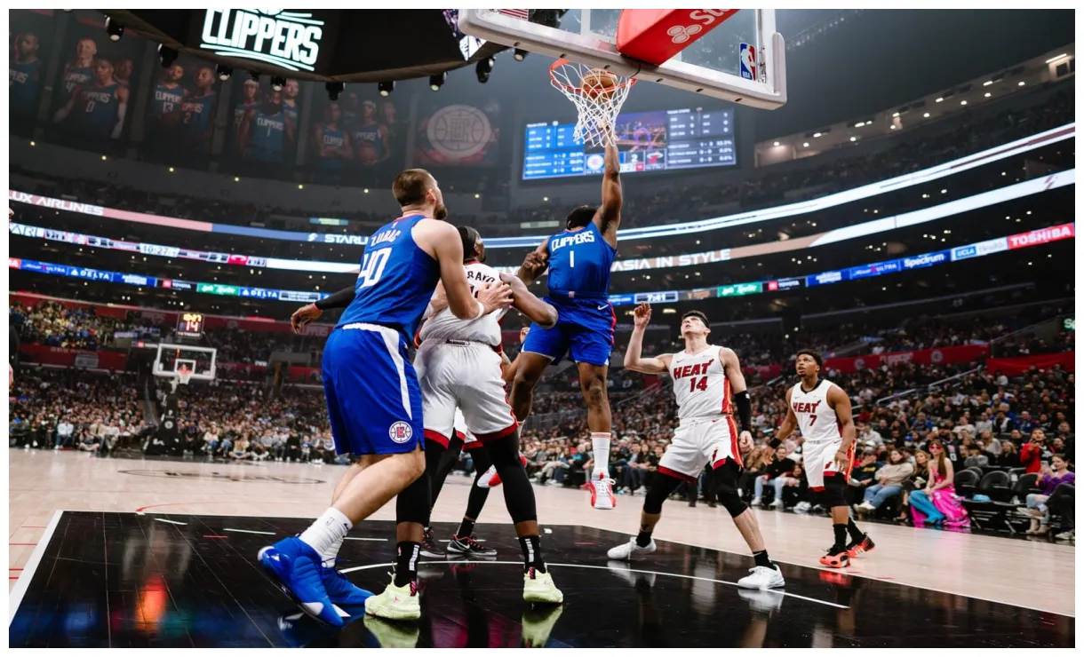 Gallery clippers vs miami heat 1.1.24 gallery nba