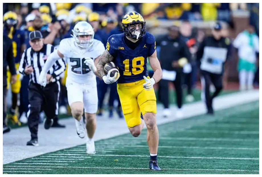 Chicago Bears TE Colston Loveland scouting report