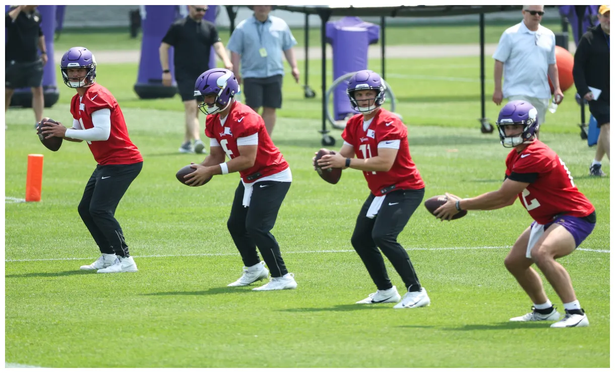 Colts add another former vikings qb