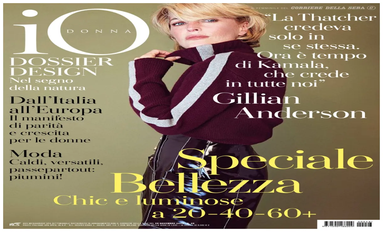 Gillian Anderson - Io Donna del Corriere Della Sera 11/28/2020 Issue