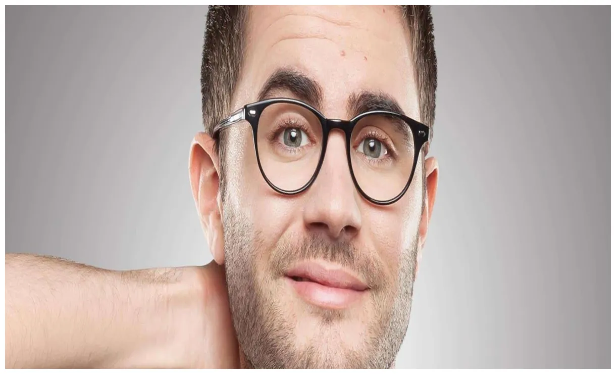 Cyprien youtube, tiktok, twitch guide de survie l'adn