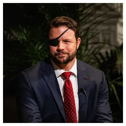 Bio, wiki, age, height, family, wife, snl, eye, congress