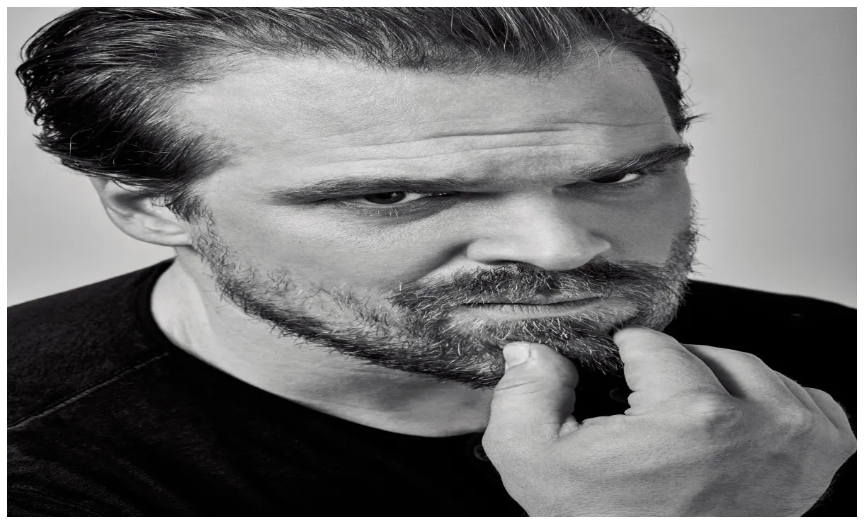 Acts within worlds of darkness. in that realm