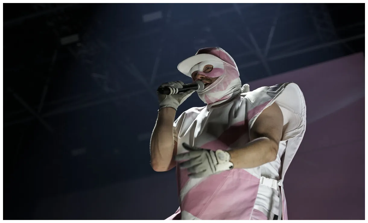 2022 live in berlin 24/29 bei ihrem