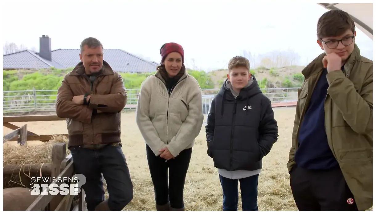 Ex-hsv-star dennis diekmeier krebs bei tochter delani 14 hat in die